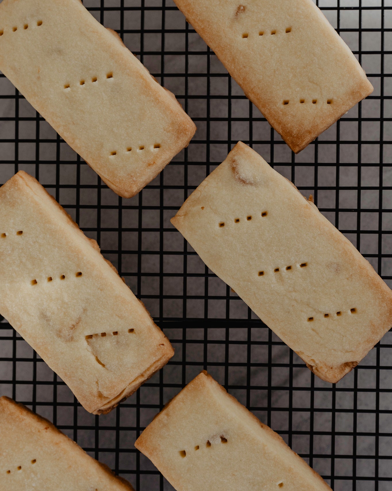 Buttery 3-ingredient Shortbread Recipe